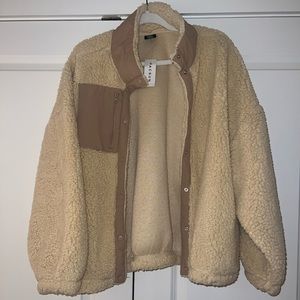 PACSUN Women’s sherpa jacket- NWT